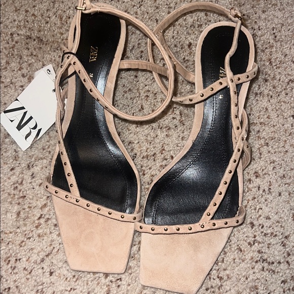 Zara Beige Strappy Sandals with Studs - Picture 1 of 5